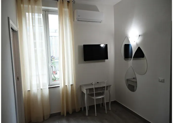 Lunablu 4* רומא